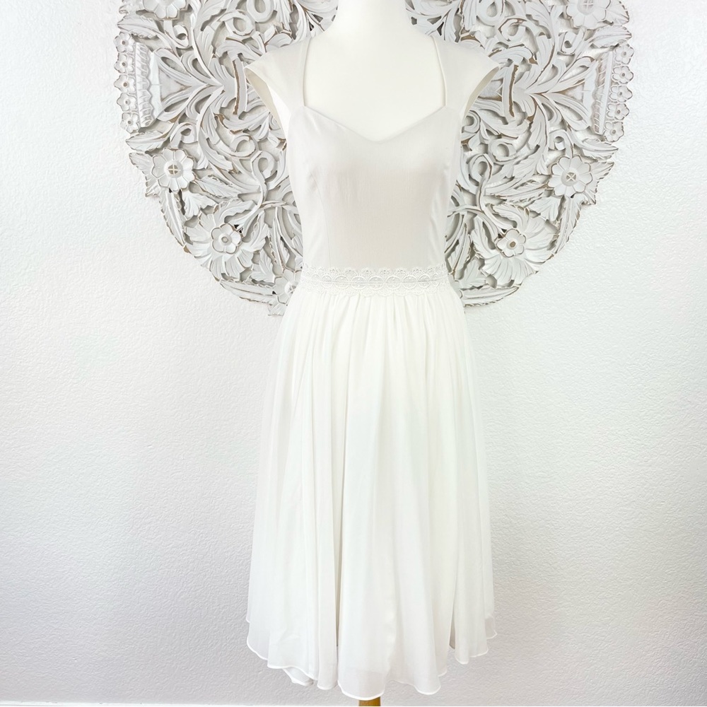 {Dress The Population} Brielle Lace-Trimmed Fit And Flare Dress, Size S